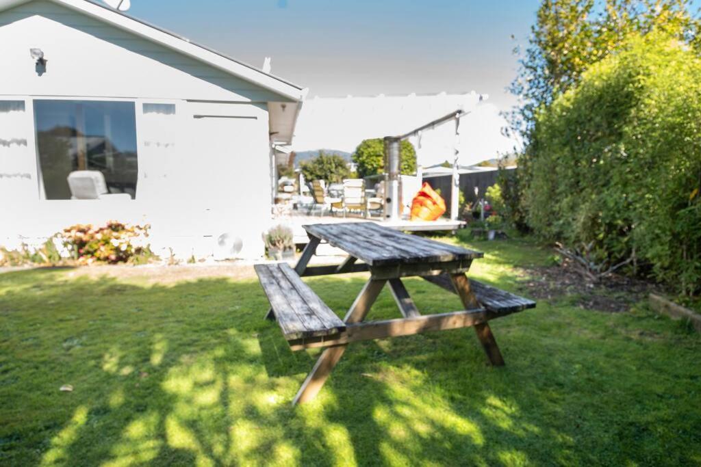 Turangi Home Family Size Lago Lago Taupo Esterno foto